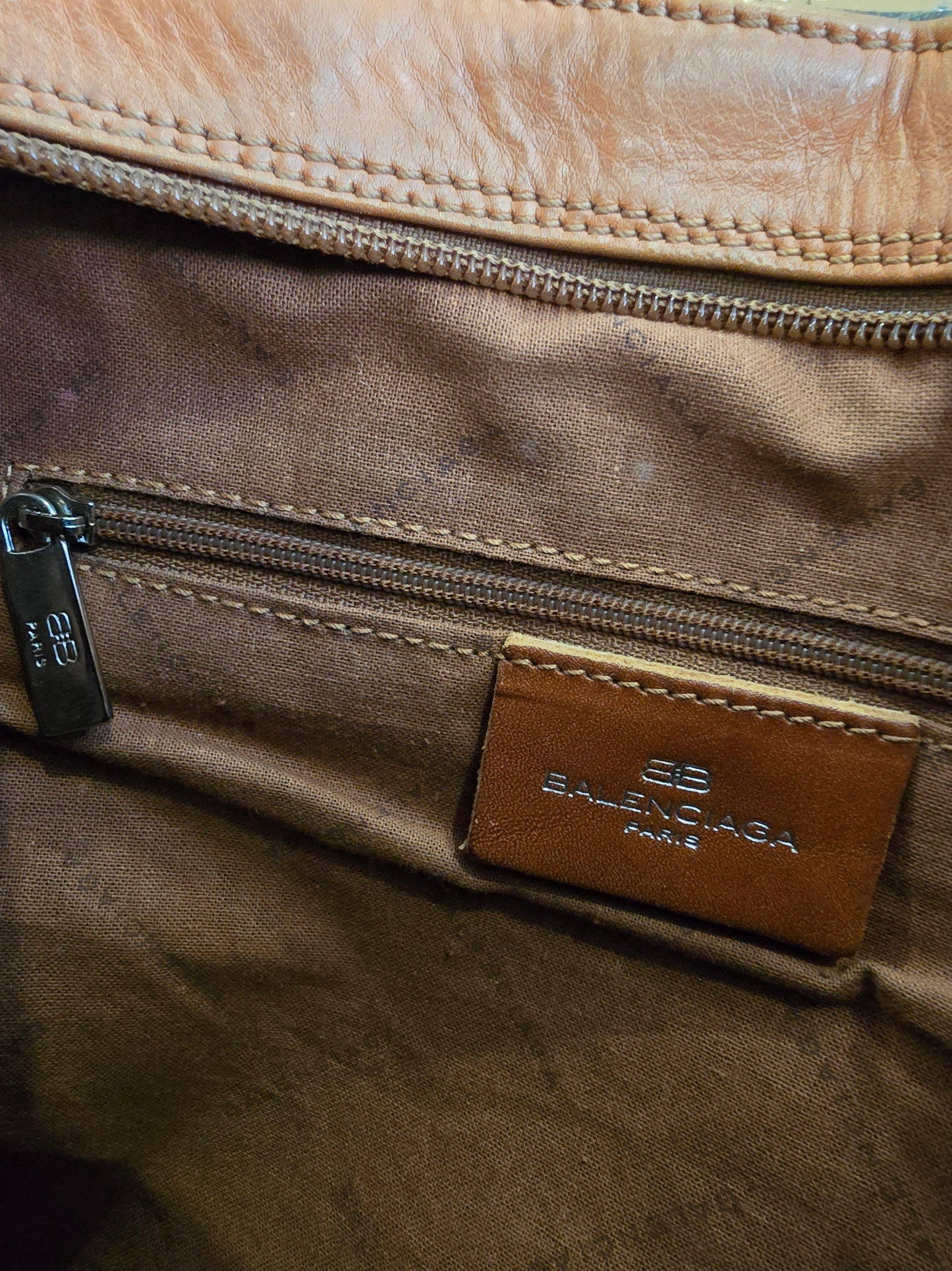 Mala Balenciaga | U
